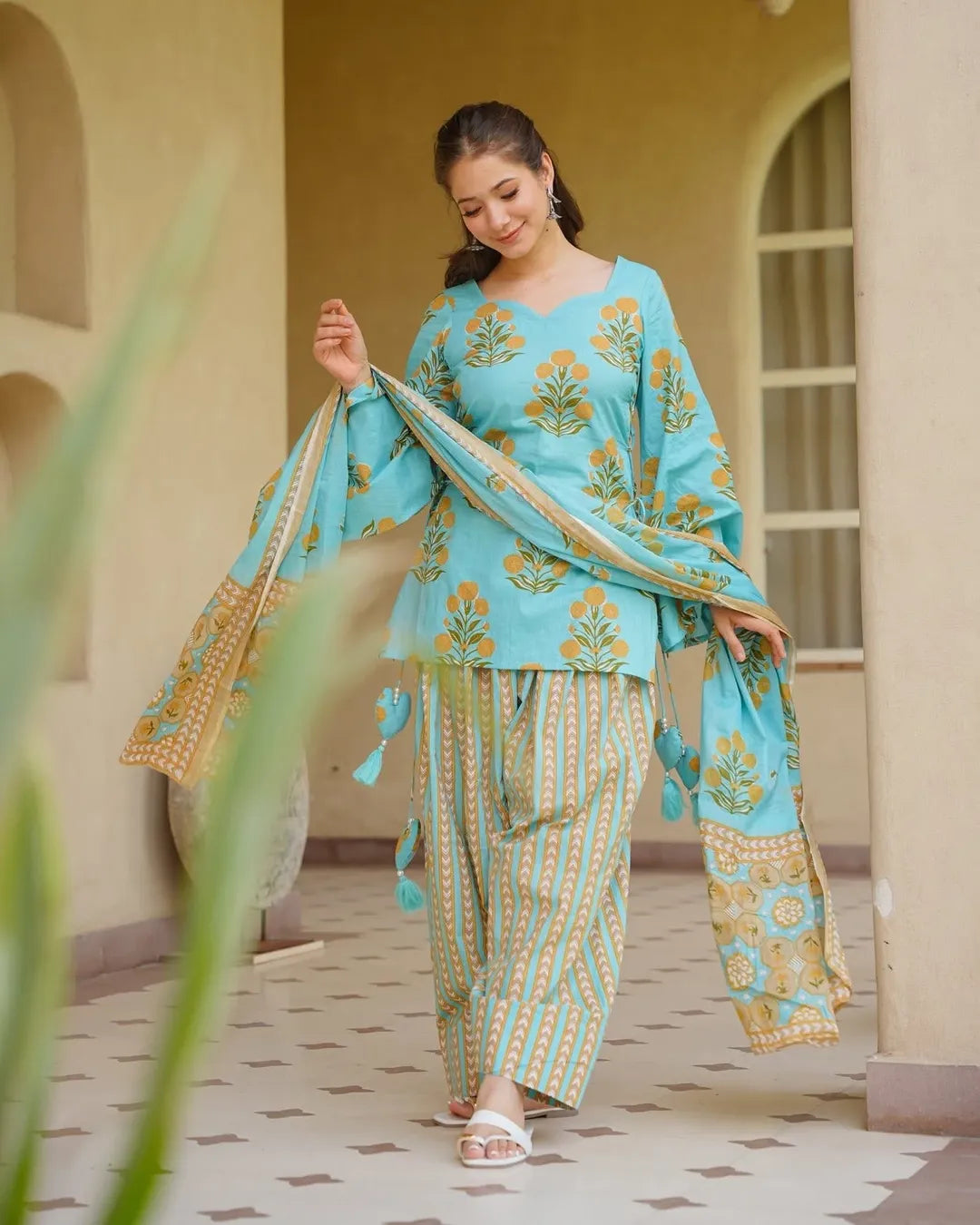 Nirvi Printed 3pc
